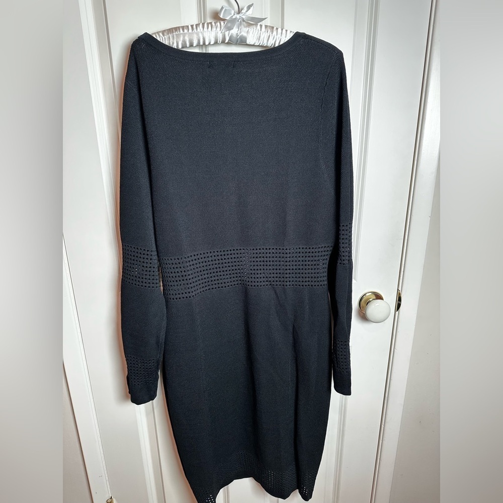 Max Studio Black Long Sleeve Dress - Picture 5 of 8